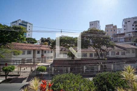 Apartamento à venda com 120m², 4 quartos e 2 vagasVista do quarto 2