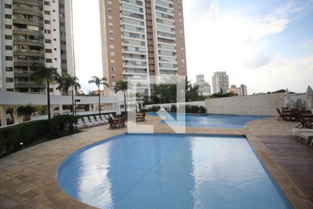 Apartamento à venda com 145m², 4 quartos e 2 vagasÁrea comum - Piscina