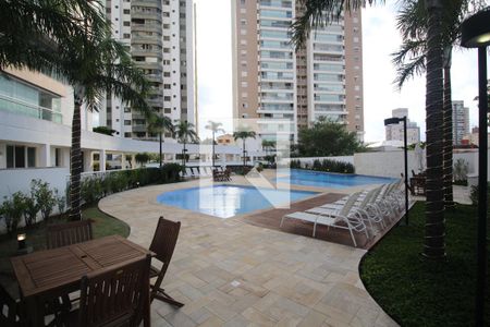 Apartamento à venda com 145m², 4 quartos e 2 vagasÁrea comum - Piscina