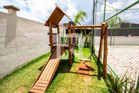 Apartamento para alugar com 42m², 2 quartos e 1 vaga Apartamento para alugar com 42m², 2 quartos e 1 vagaÁrea comum - Playground