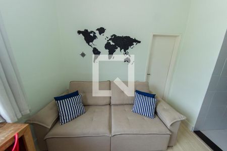 Sala de apartamento para alugar com 1 quarto, 37m² em Vicente de Carvalho, Rio de Janeiro