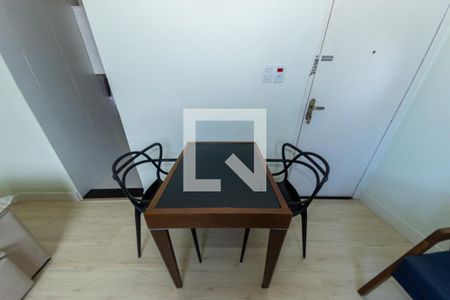 Sala de apartamento para alugar com 1 quarto, 37m² em Vicente de Carvalho, Rio de Janeiro