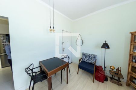 Sala de apartamento para alugar com 1 quarto, 37m² em Vicente de Carvalho, Rio de Janeiro