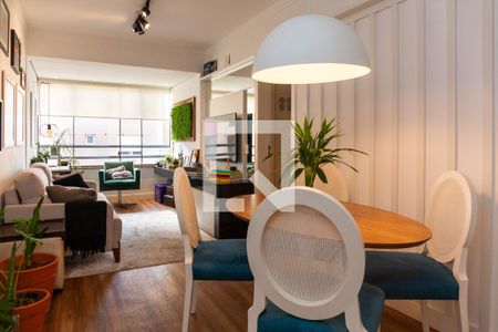 Sala de apartamento à venda com 3 quartos, 80m² em Boa Vista, Porto Alegre