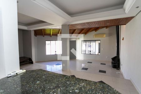 Casa à venda com 310m², 6 quartos e 6 vagasCozinha
