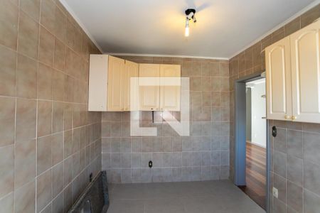 Casa à venda com 310m², 6 quartos e 6 vagasCozinha