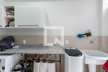 Casa à venda com 300m², 5 quartos e sem vagaÁrea de Serviço