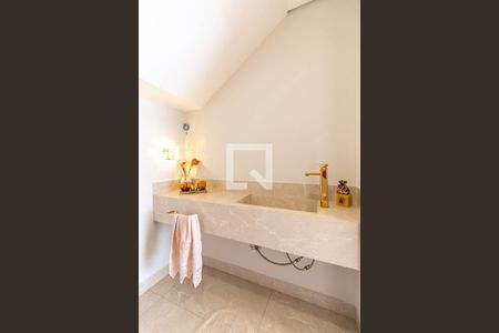 Casa à venda com 300m², 5 quartos e sem vagaBanheiro Social