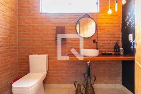 Casa à venda com 300m², 5 quartos e sem vagaLavabo