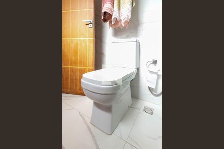 Casa à venda com 300m², 5 quartos e sem vagaBanheiro da Suíte