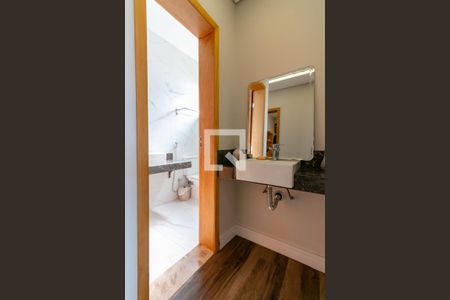 Casa à venda com 300m², 5 quartos e sem vagaBanheiro Social