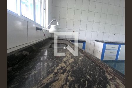 Casa à venda com 130m², 2 quartos e 1 vagaCozinha 
