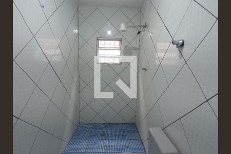 Casa à venda com 130m², 2 quartos e 1 vagaBanheiro piso térreo 