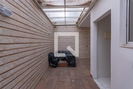 Casa à venda com 90m², 3 quartos e 1 vagaÁrea de Serviço