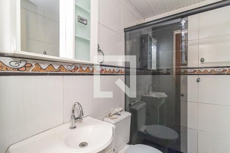 Casa à venda com 180m², 3 quartos e 6 vagasBanheiro casa 2