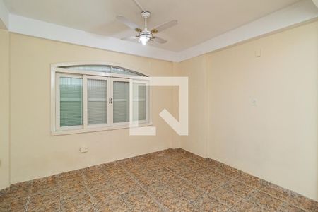 Casa à venda com 180m², 3 quartos e 6 vagasQuarto casa 2