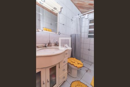 Casa à venda com 180m², 3 quartos e 6 vagasBanheiro casa1