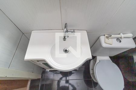 Casa à venda com 180m², 3 quartos e 6 vagasBanheiro casa 2