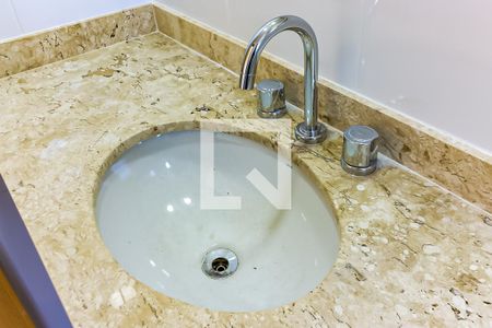 Apartamento para alugar com 66m², 2 quartos e 1 vaga Apartamento para alugar com 66m², 2 quartos e 1 vagaBanheiro da Suíte 2