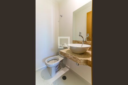 Apartamento para alugar com 66m², 2 quartos e 1 vaga Apartamento para alugar com 66m², 2 quartos e 1 vagaBanheiro Social