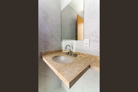 Apartamento para alugar com 66m², 2 quartos e 1 vaga Apartamento para alugar com 66m², 2 quartos e 1 vagaBanheiro da Suíte 1