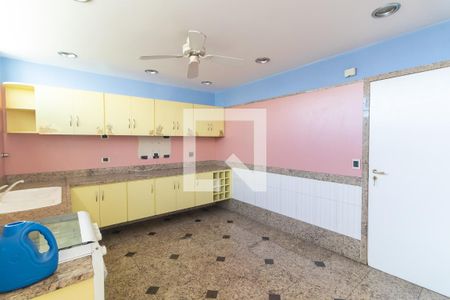 Apartamento à venda com 235m², 2 quartos e 2 vagas Apartamento à venda com 235m², 2 quartos e 2 vagasCozinha