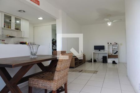 Sala  de apartamento à venda com 2 quartos, 40m² em Jacarepaguá, Rio de Janeiro