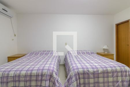 Casa de condomínio à venda com 200m², 5 quartos e 4 vagasSuíte 2