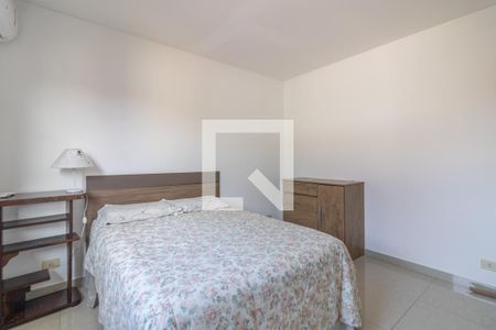 Casa de condomínio à venda com 200m², 5 quartos e 4 vagasQuarto 2