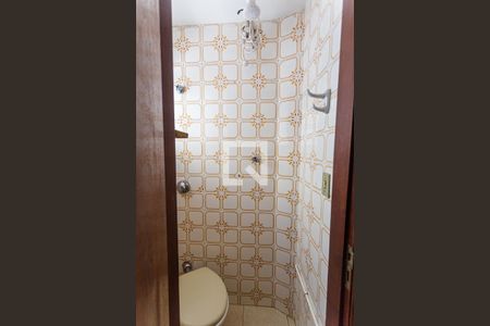 Apartamento para alugar com 72m², 2 quartos e 1 vaga Apartamento para alugar com 72m², 2 quartos e 1 vagaBanheiro de Serviço