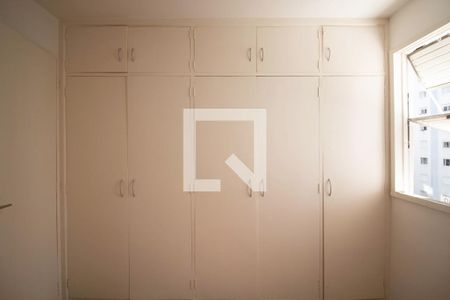 Suíte de apartamento para alugar com 5 quartos, 140m² em Jardim Paulista, São Paulo