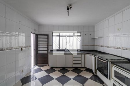 Casa à venda com 119m², 3 quartos e 2 vagas Casa à venda com 119m², 3 quartos e 2 vagasCozinha