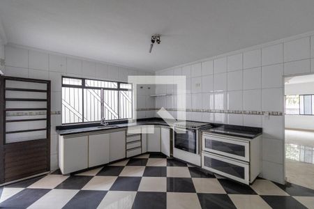 Casa à venda com 119m², 3 quartos e 2 vagas Casa à venda com 119m², 3 quartos e 2 vagasCozinha