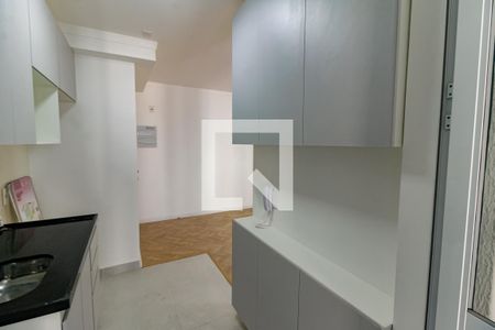 Apartamento à venda com 76m², 3 quartos e 2 vagasCozinha - Armários
