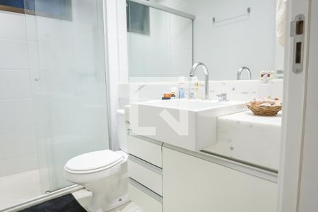 Apartamento à venda com 76m², 2 quartos e 2 vagasbanheiro suite 1
