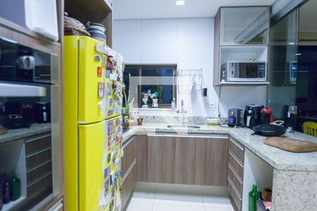 Apartamento à venda com 76m², 2 quartos e 2 vagasCozinha