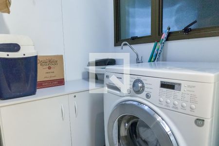 Apartamento à venda com 76m², 2 quartos e 2 vagasÁrea de Serviço