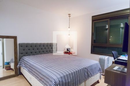 Apartamento à venda com 76m², 2 quartos e 2 vagasSuíte 1