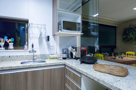 Apartamento à venda com 76m², 2 quartos e 2 vagasCozinha