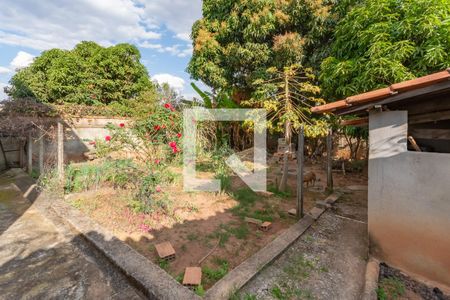 Casa à venda com 350m², 3 quartos e 4 vagasQuintal