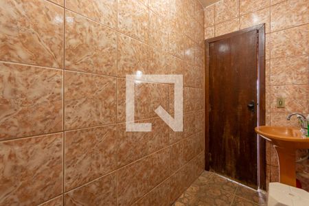 Casa à venda com 350m², 3 quartos e 4 vagasBanheiro de Serviço