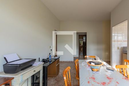 Casa à venda com 350m², 3 quartos e 4 vagasCopa