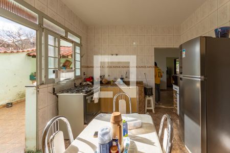 Casa à venda com 350m², 3 quartos e 4 vagasCozinha