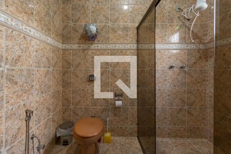 Casa à venda com 350m², 3 quartos e 4 vagasBanheiro social