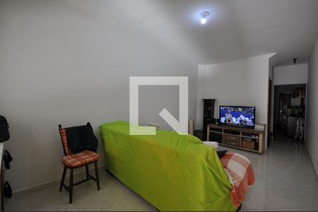 Sala de casa de condomínio à venda com 3 quartos, 120m² em Vila Santa Terezinha (zona Norte), São Paulo