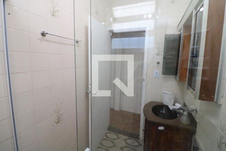 Casa à venda com 80m², 2 quartos e 2 vagasBanheiro