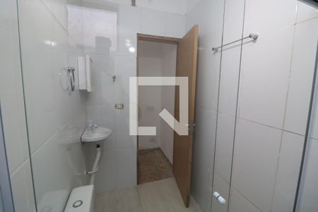 Casa à venda com 80m², 2 quartos e 2 vagasBanheiro da Suíte