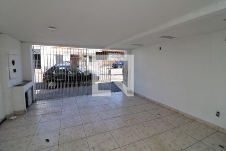 Casa à venda com 80m², 2 quartos e 2 vagasGaragem