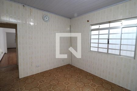 Casa à venda com 80m², 2 quartos e 2 vagasCozinha