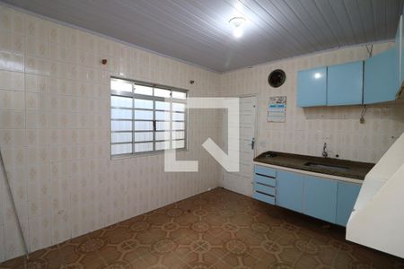 Casa à venda com 80m², 2 quartos e 2 vagasCozinha